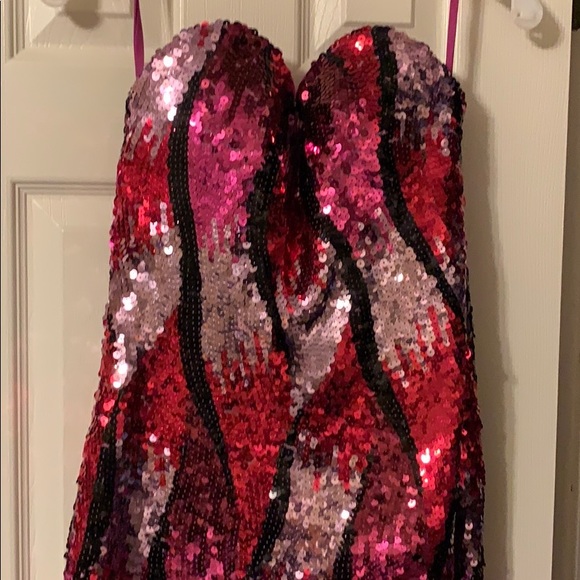 Prom Dress - Picture 2 of 7